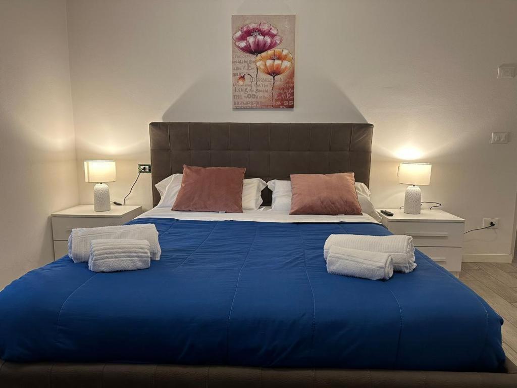 Marconi Rooms And Apartments Верона Экстерьер фото