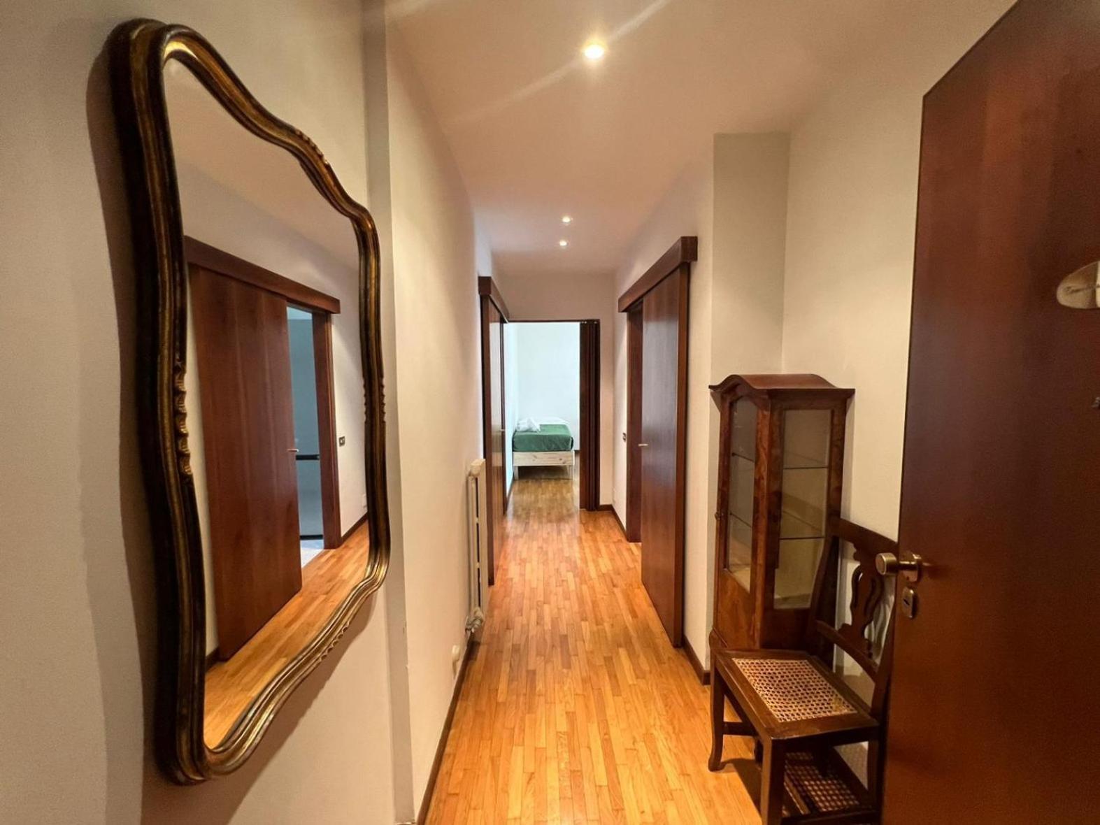 Marconi Rooms And Apartments Верона Экстерьер фото