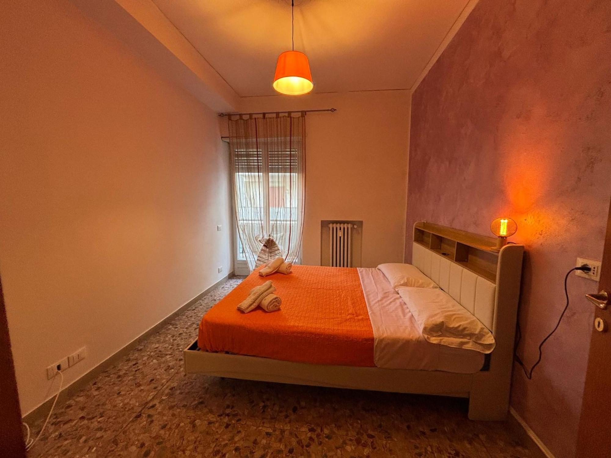 Marconi Rooms And Apartments Верона Экстерьер фото