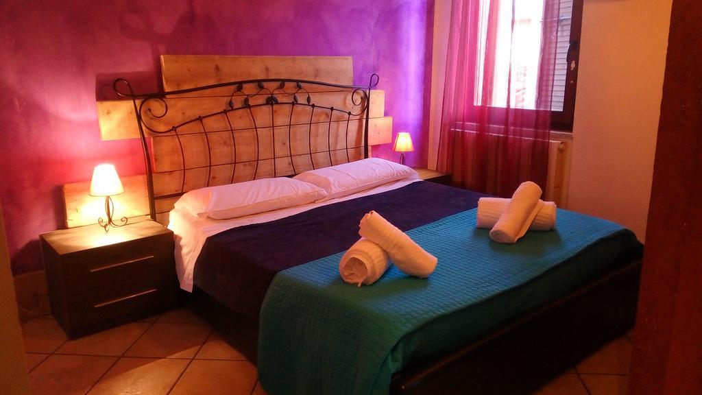 Marconi Rooms And Apartments Верона Экстерьер фото