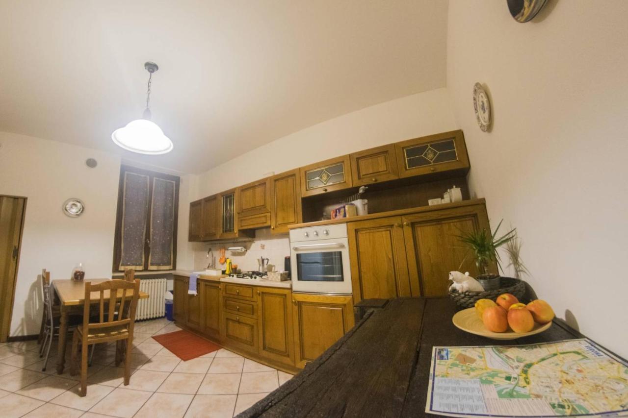 Marconi Rooms And Apartments Верона Экстерьер фото