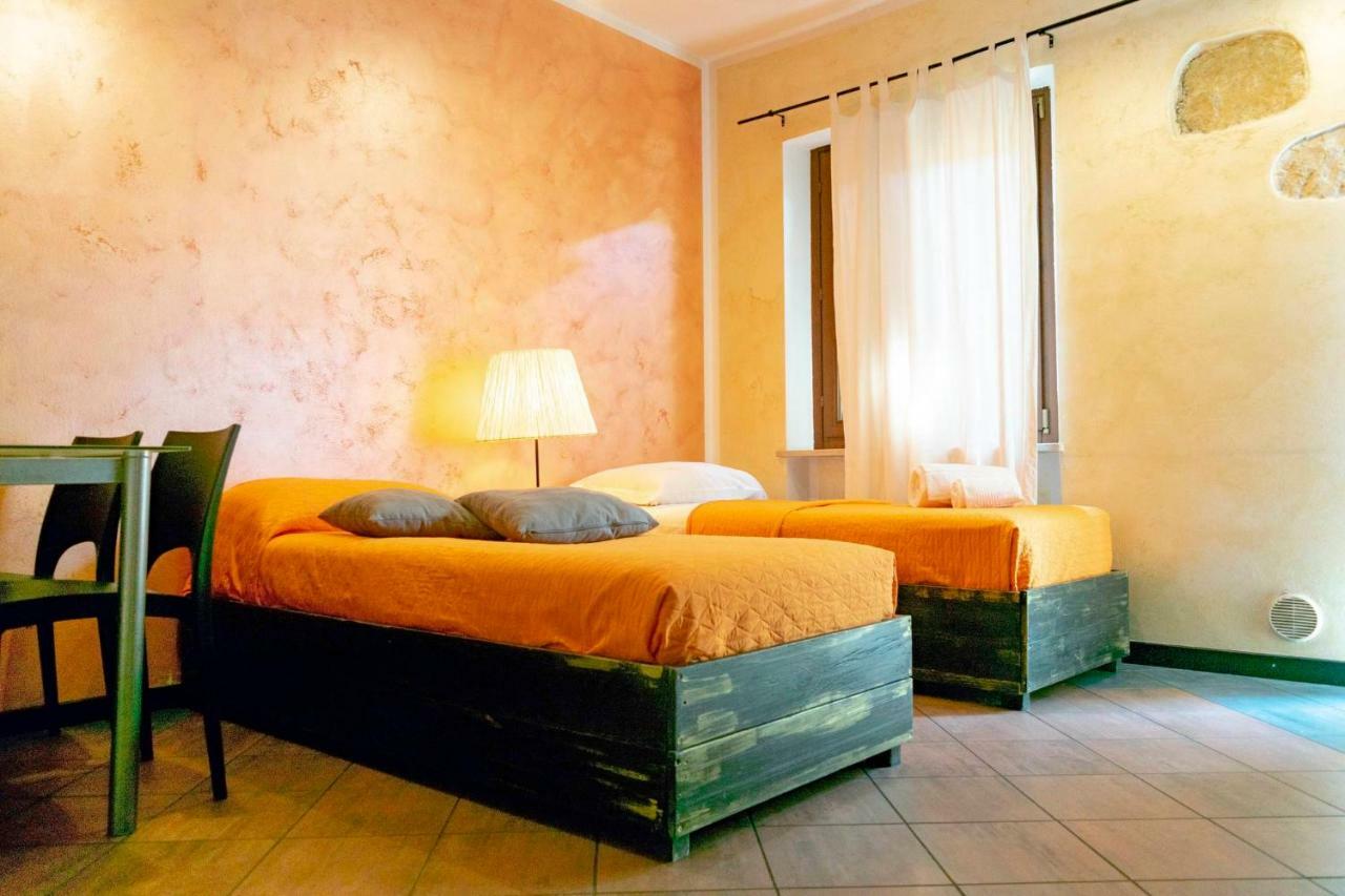 Marconi Rooms And Apartments Верона Экстерьер фото