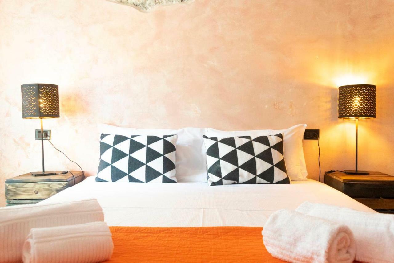 Marconi Rooms And Apartments Верона Экстерьер фото