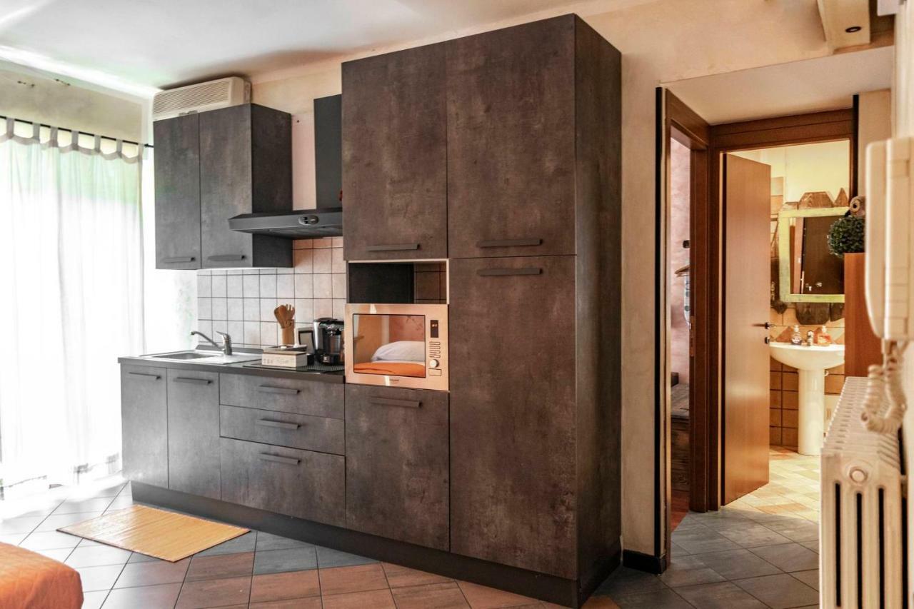 Marconi Rooms And Apartments Верона Экстерьер фото